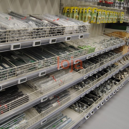 Estantes e Equipamentos para Loja de Bricolage