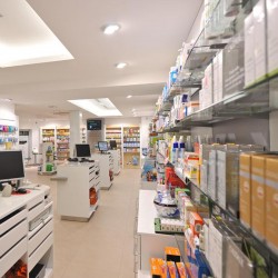 Estantes para Farmácias e Lojas Ortopédicas
