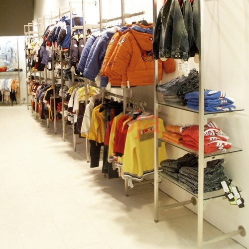 Estantes para Loja de Roupa