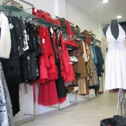 Estantes de Loja de Roupa