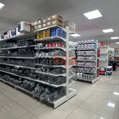 Estantes e Equipamentos para Loja de Bricolage