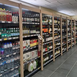 Estantes para Garrafeira e Supermercado